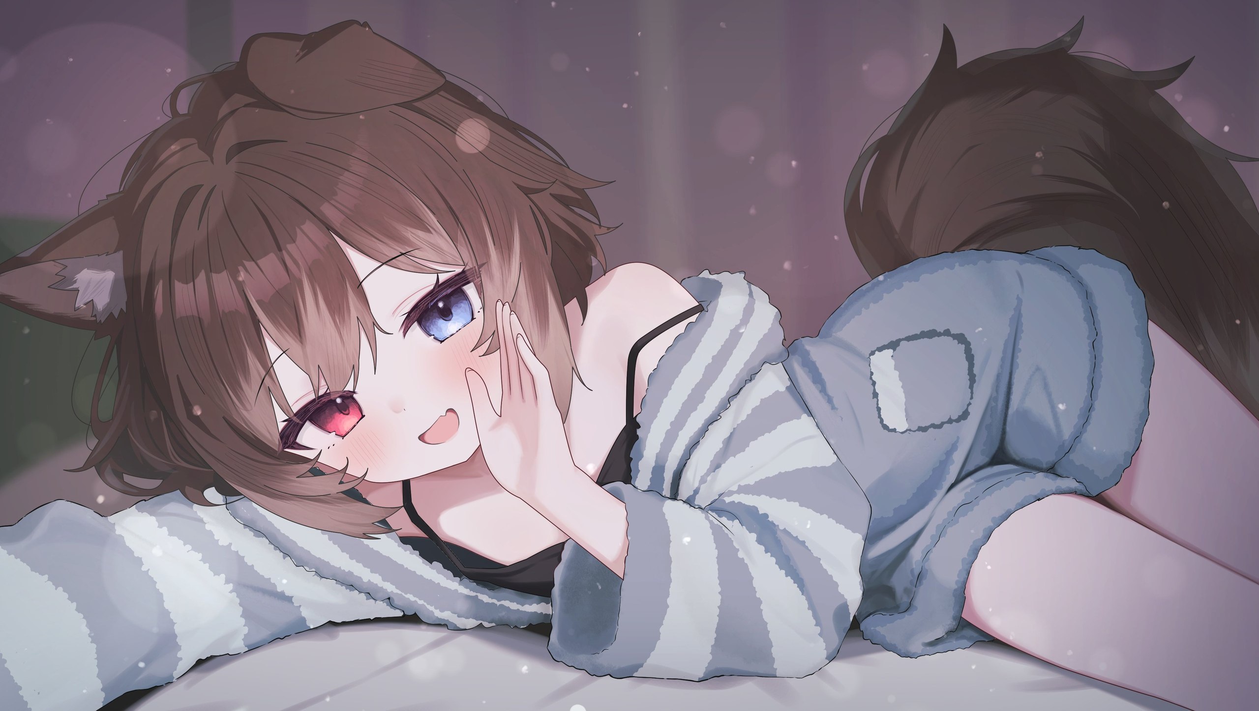 猫耳娘、粉色睡衣、短发 图片素材